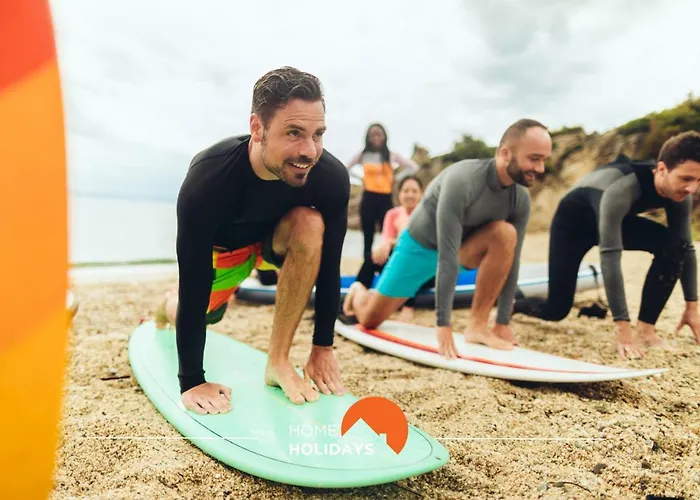 #114 T2 Foxy H By Holidays